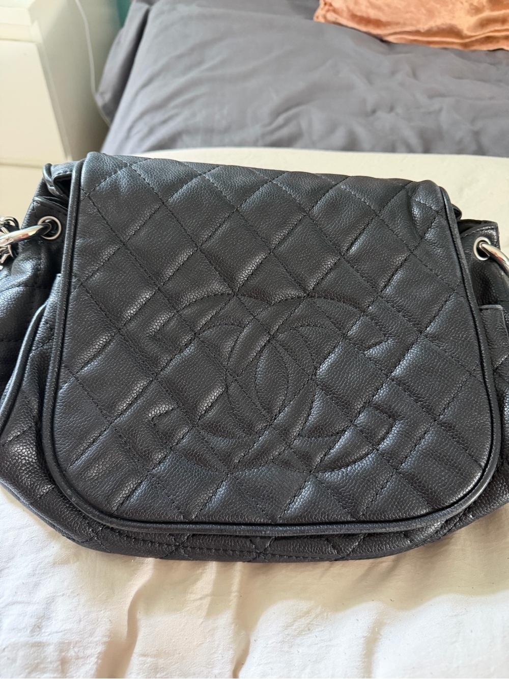 Authentic vintage CHANEL Black Leather Shoulder Bag